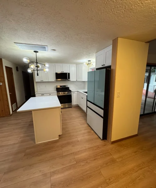 Berrydale Kitchen Remodel in Lake Morton 